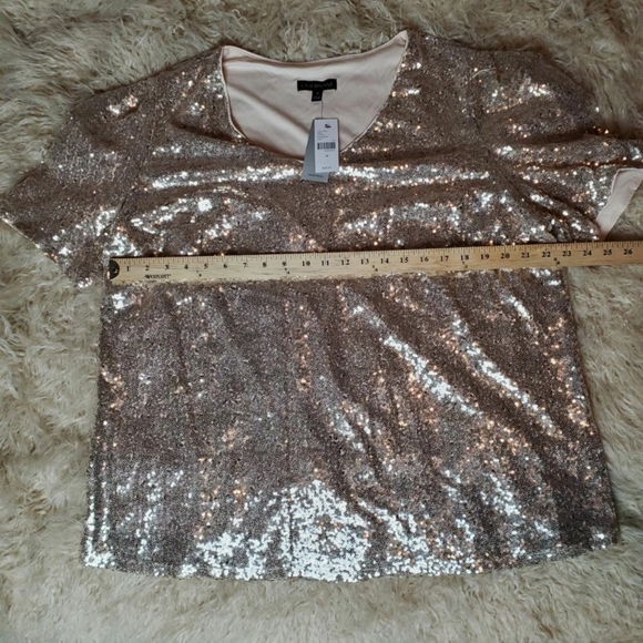 Lane Bryant Plus Size Gold Sequin Top - Picture 3 of 7